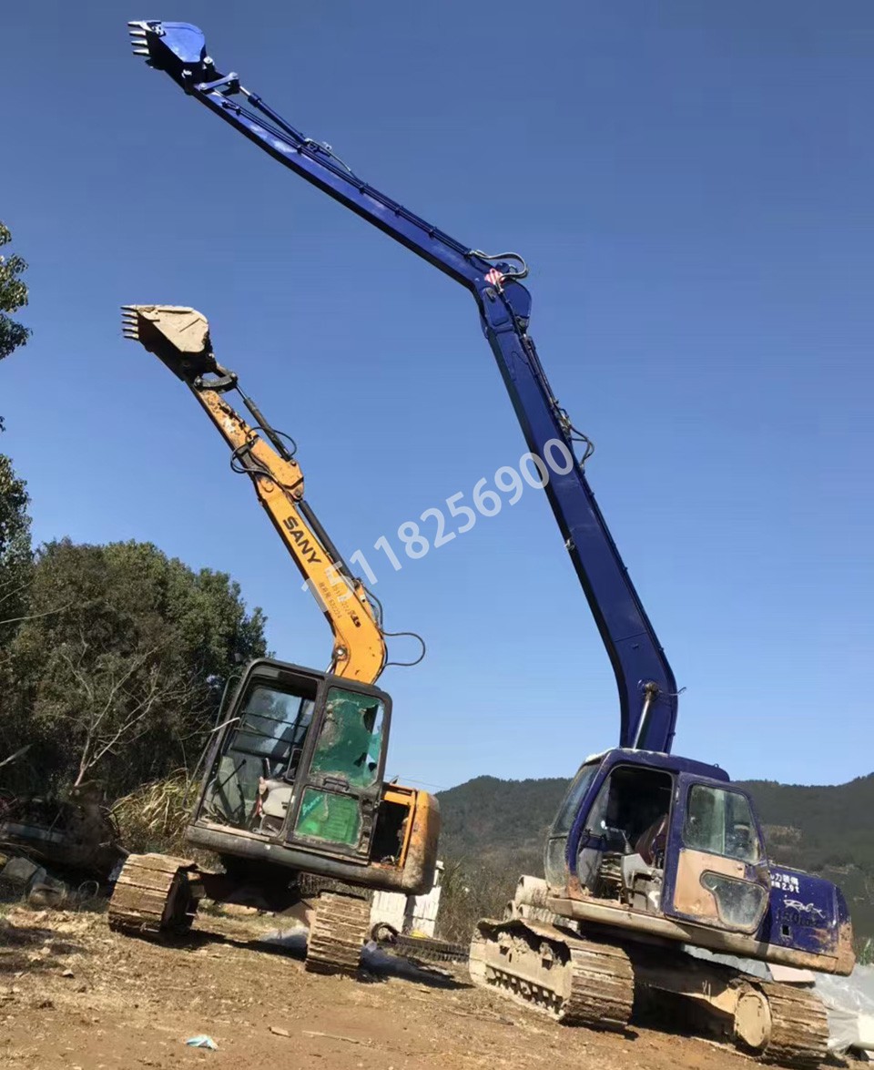 浙江現代135加長臂.jpg
